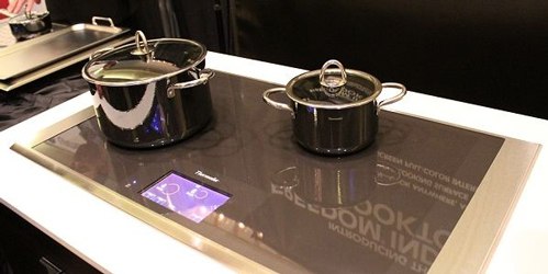 THERMADOR FREEDOM INDUCTION COOKTOP - KITCHEN APPLIANCE
