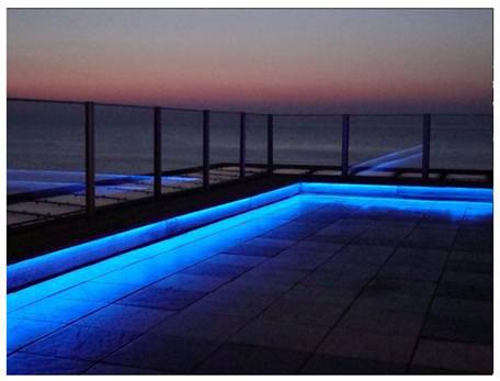 led-outdoor-lighting-tape-pool
