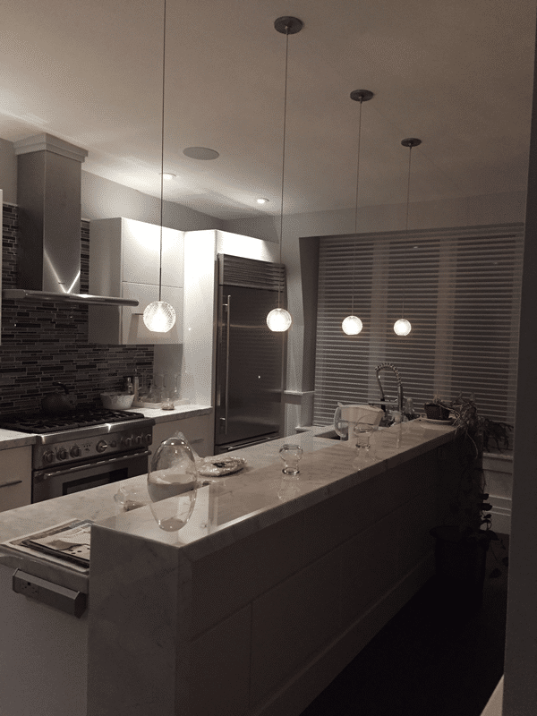 steve-kitchen-pendants-installed