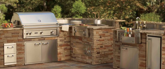 lynx outdoor bbq kitchen grill center