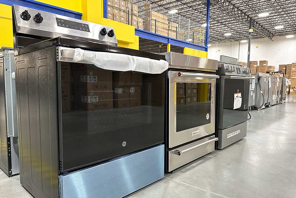 2025-warehouse-clearance-freestanding-and-front-control-ranges