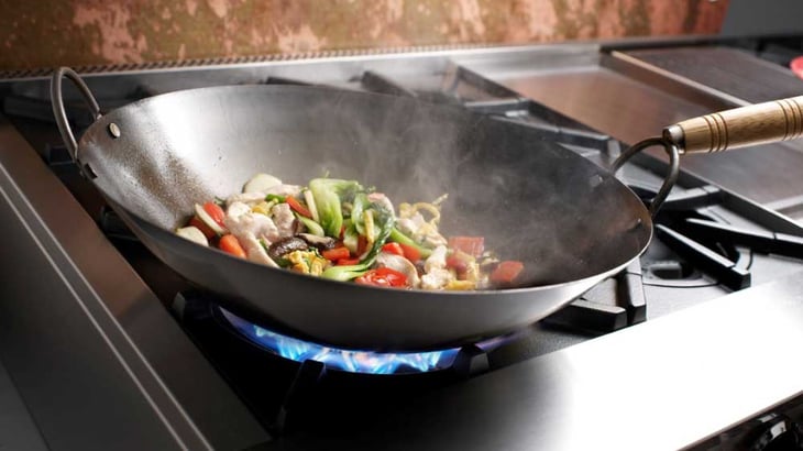 BlueStar-Gas-Range-Burner-and-Wok
