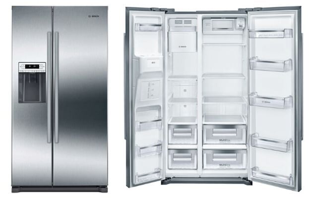 Bosch Side-By-Side Counter Depth Refrigerator B20CS30SNS