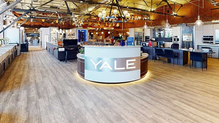 Boston-Yale-Appliance-Front-Desk-and-Entrance