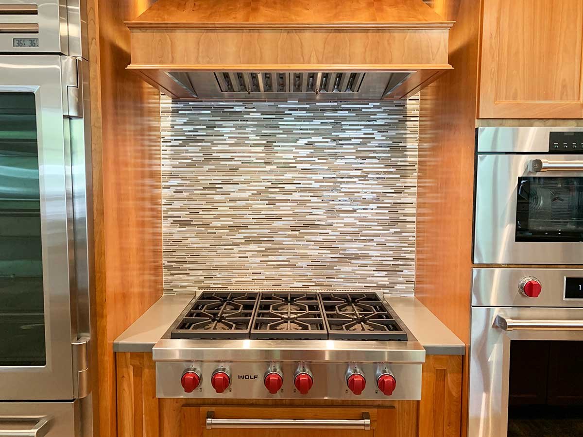 How to Place a TV in Your Kitchen Hood