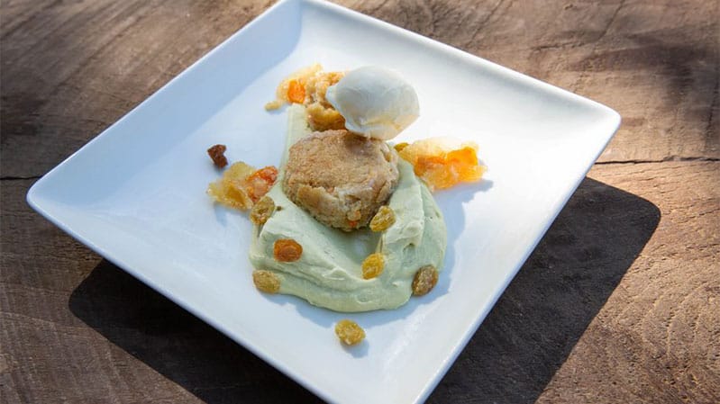 Carrot-cake-with-ice-cream-and-matcha-green-tea