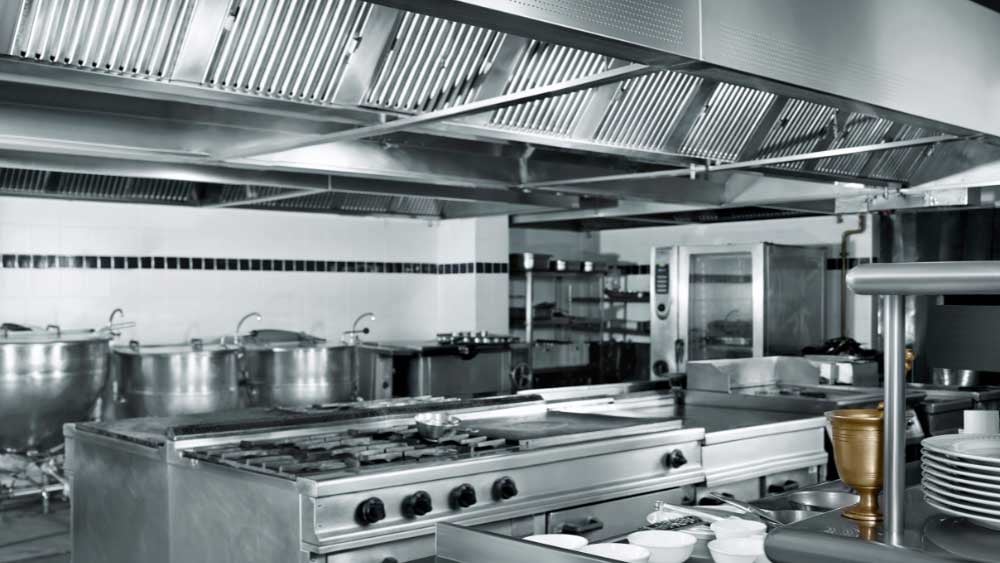 Commercial-kitchen-ventilation-with-integrated-fire-suppression-systems
