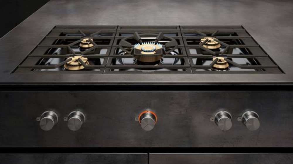 Gaggenau-Gass-Cooktop-with-Brass-Burners