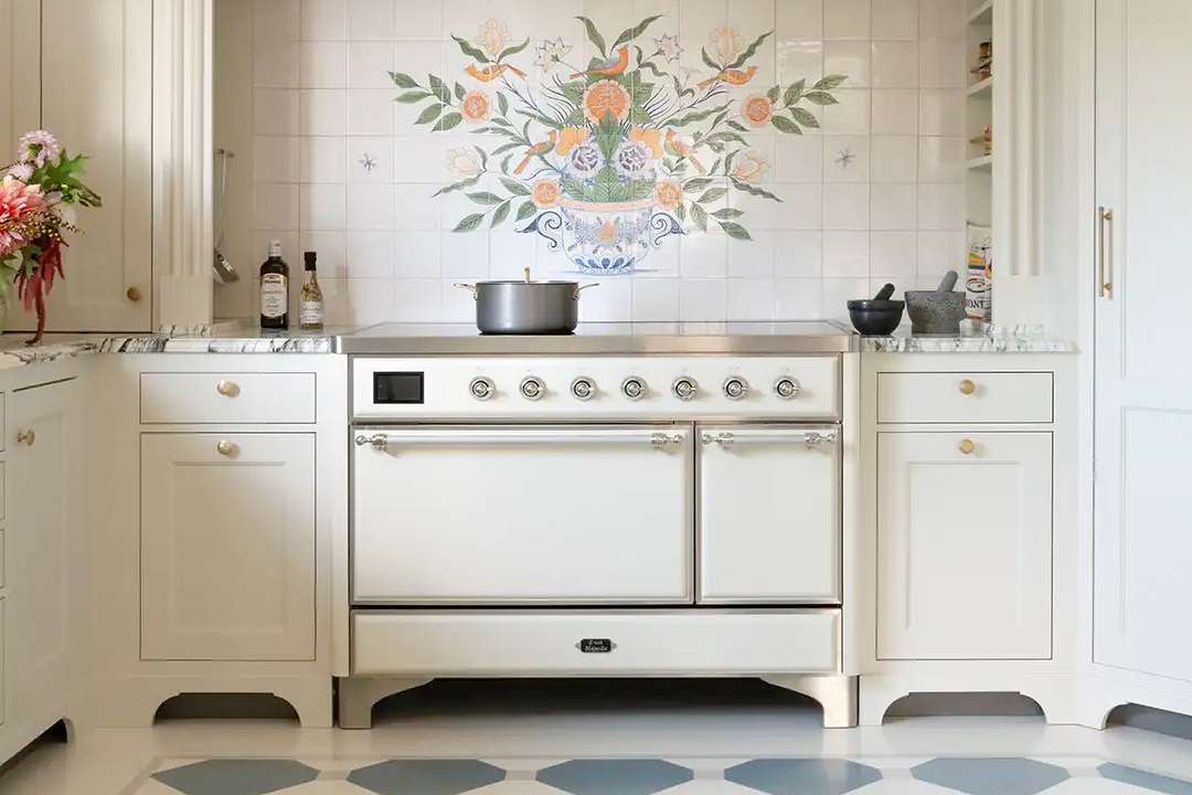 kitchens-where-striking-ilve-ranges-steal-the-show-1-3_Kvanum