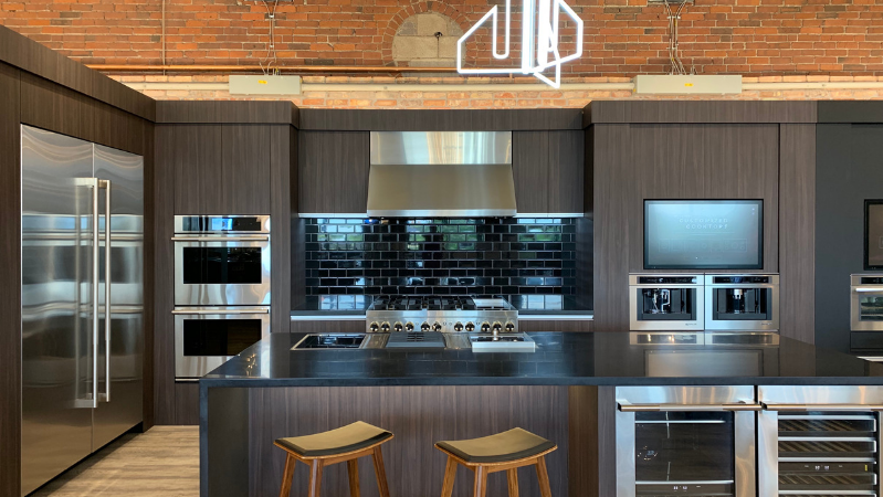 Professional-Range-Jenn-Air-Kitchen-At-Yale-Appliance-In-Boston