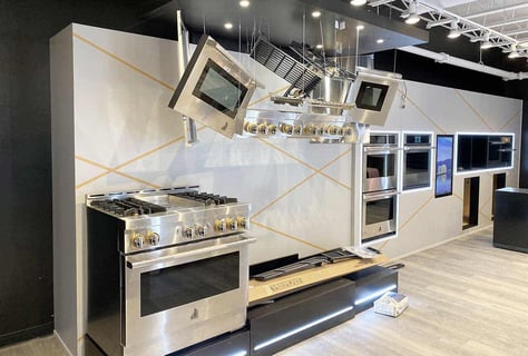 4 Appliance Brands in Decline for 2026: Maytag, Dacor, JennAir, and Viking
