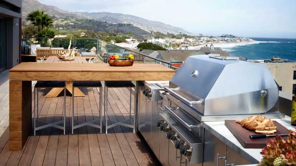 Kalamazoo-Built-In-BBQ-Grill-By-the-Ocean