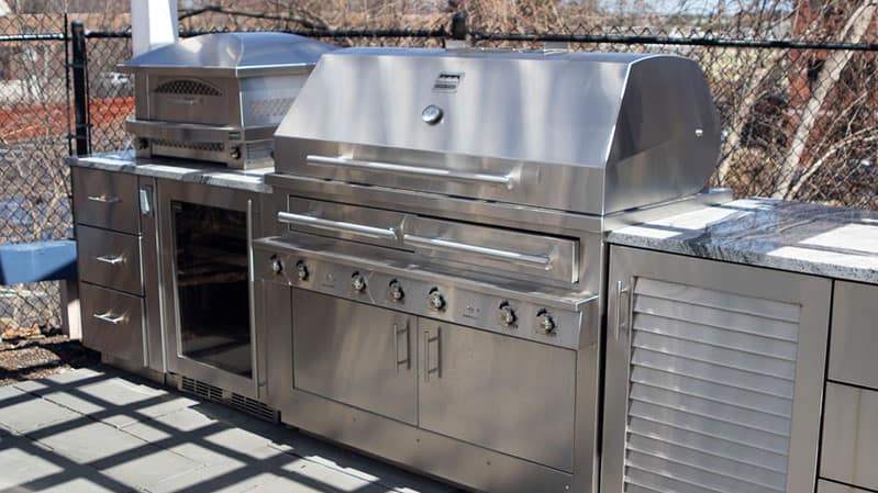 Kalamazoo-outdoor-kitchen