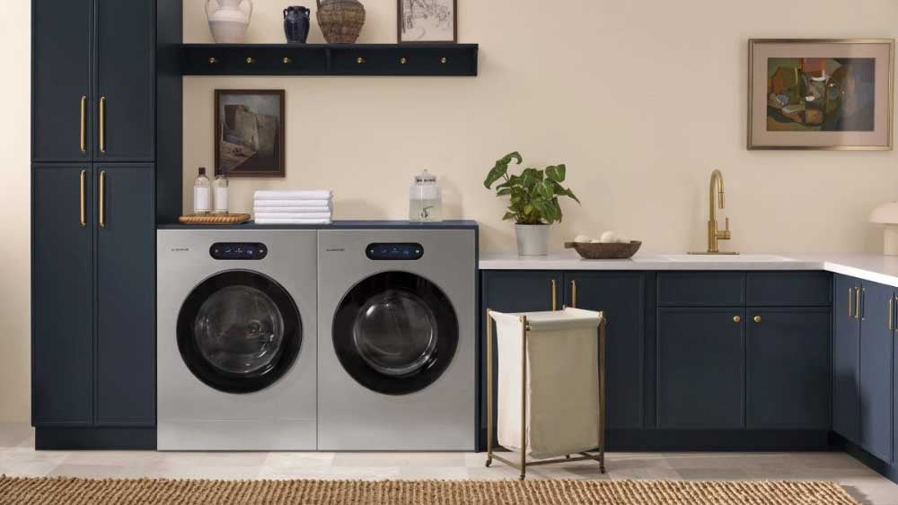 LG-Signature-Large-Front-Load-Washer-WM9900HSA-and-Dryer