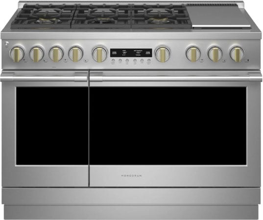 What's the Difference Between All Gas and Dual Fuel Professional Ranges?