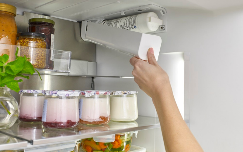 New Bosch Refrigerator UltraClarity Pro Water Filter