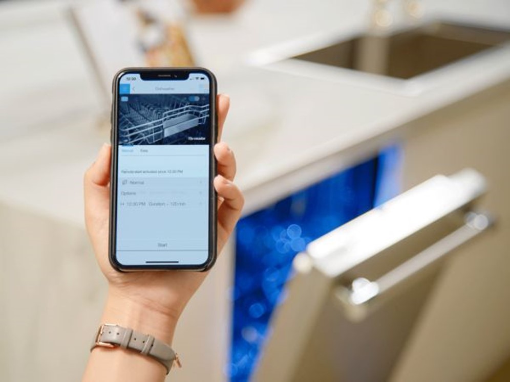 KitchenAid vs. Thermador Dishwashers (Reviews / Ratings / Prices)