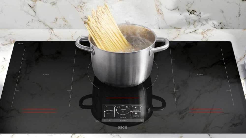SKS-Induction-Cooktop-with-7400-Power-Burner-Boiling-Water