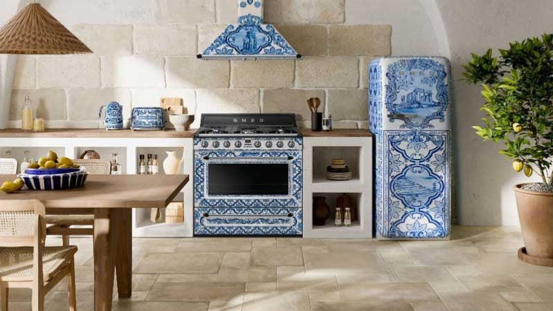 SMEG--Dolce-&-Gabbana-collection-
