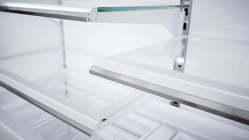 Sub-zero-refrigerator-shelving-CL3650UID