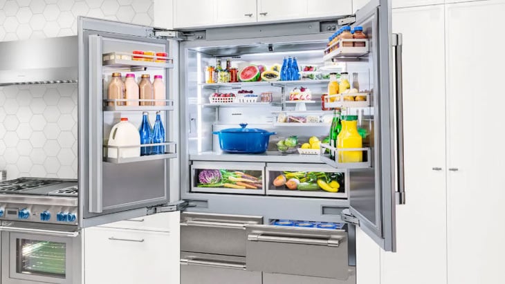 Thermador-Built-In-Refrigerator-with-Stainless-Steel-Interior