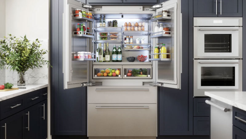 Thermador-Pro-Built-In-Refrigerator-T42BT120NS-fully-stocked-interior