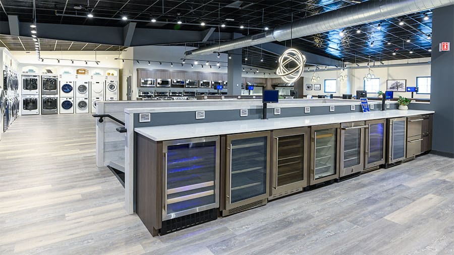 New Yale Beverage Center (Reviews/Ratings/Prices)