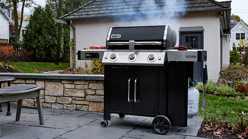 Weber-Genesis-Smart-Grill-in-black