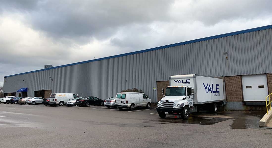 Yale-Appliance-Warehouse-in-Stoughton