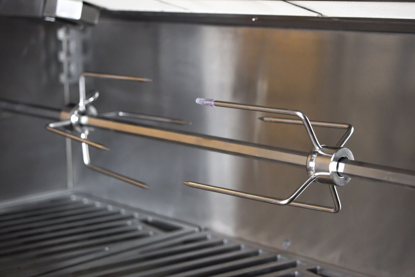 Hestan-Grill-Rotisserie