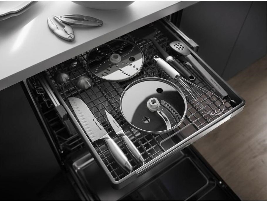 KitchenAid Vs. Bosch Dishwashers (Reviews / Ratings / Prices)