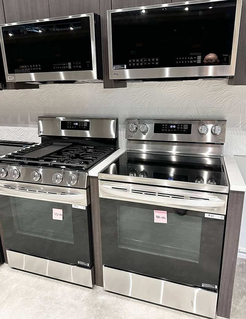 freestanding-ranges-and-over-the-range-microwaves-freshly-installed-at-yale-appliance-in-norton