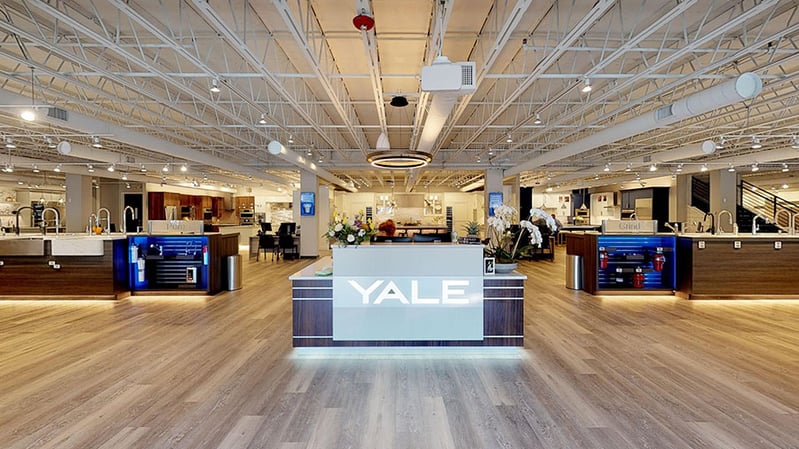 front-entrance-of-the-yale-appliance-hanover-showroom