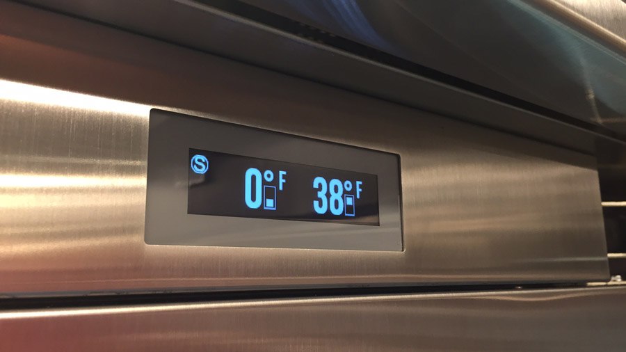 bluestar-36-inch-professional-refrigerator-digital-controls-BBB36.jpg