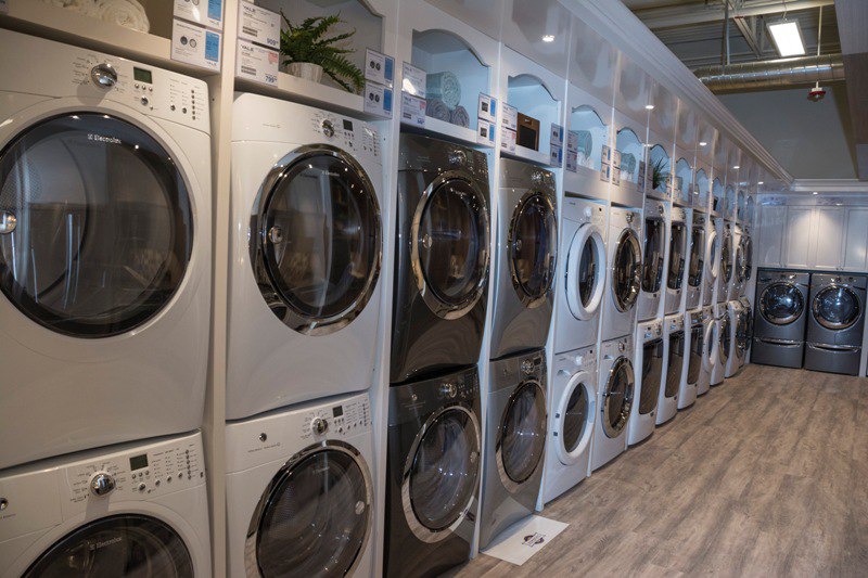 Electrolux vs. GE Profile Front Load Washers (Reviews/Ratings/Prices)