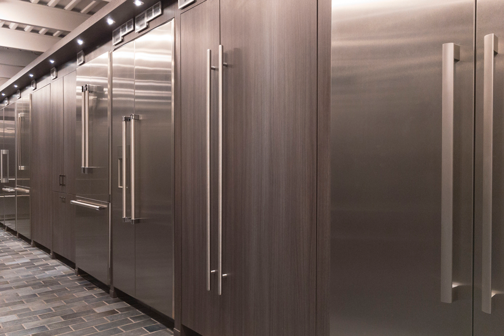 The 5 Best Integrated Refrigerators for 2019 (Reviews / Ratings / Prices)