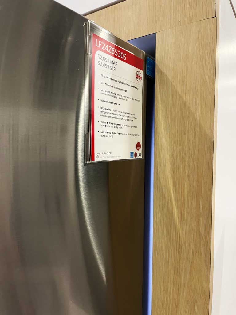 lg-refrigerator-zero-hinge-clearance-installed