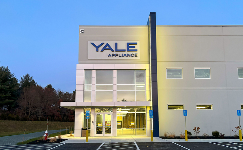 norton-showroom-yale-appliance-1