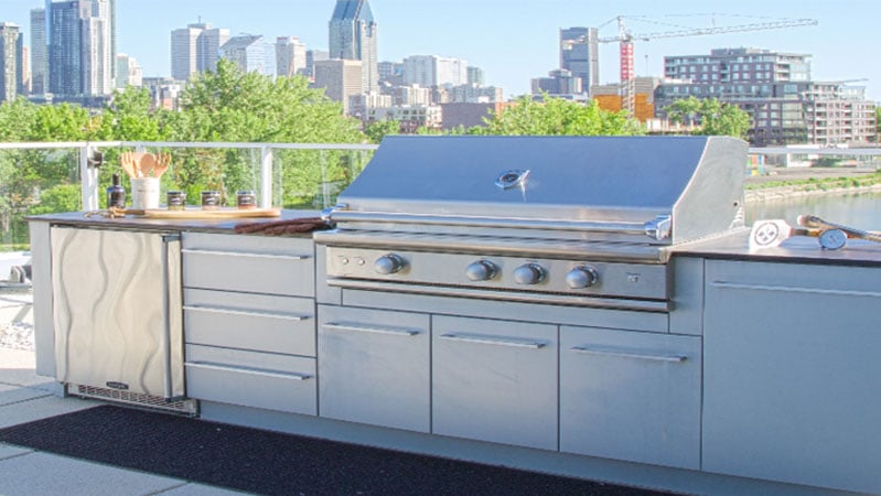 stainless-steel-outdoor-kitchen-with-custom-cabinets