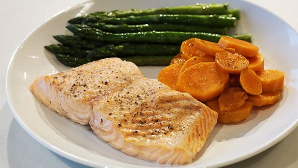 steam-oven-results_salmon-and-veggies