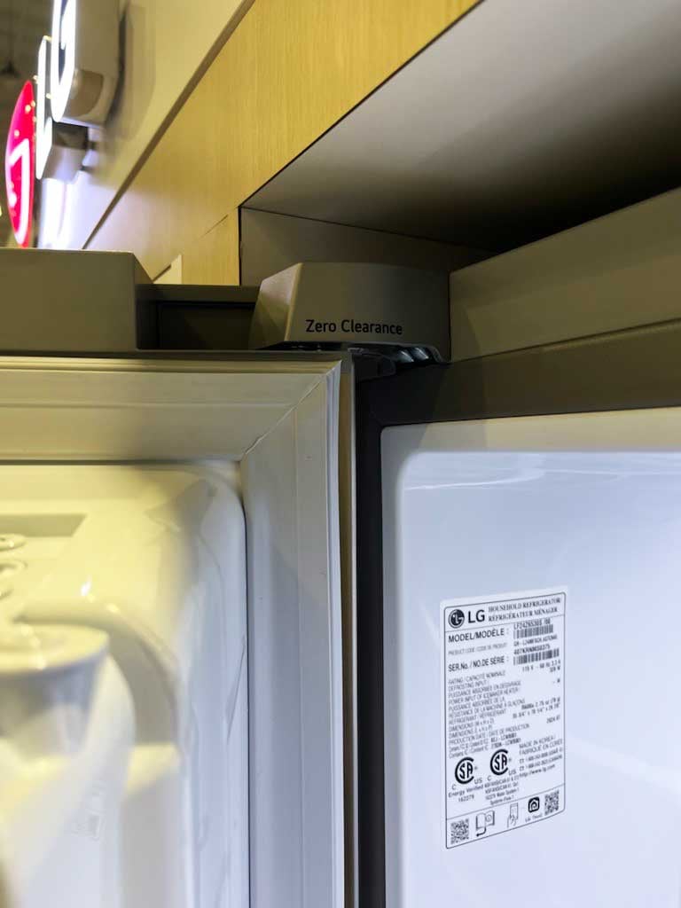 zero-hinge-clearance-LG-refrigerator