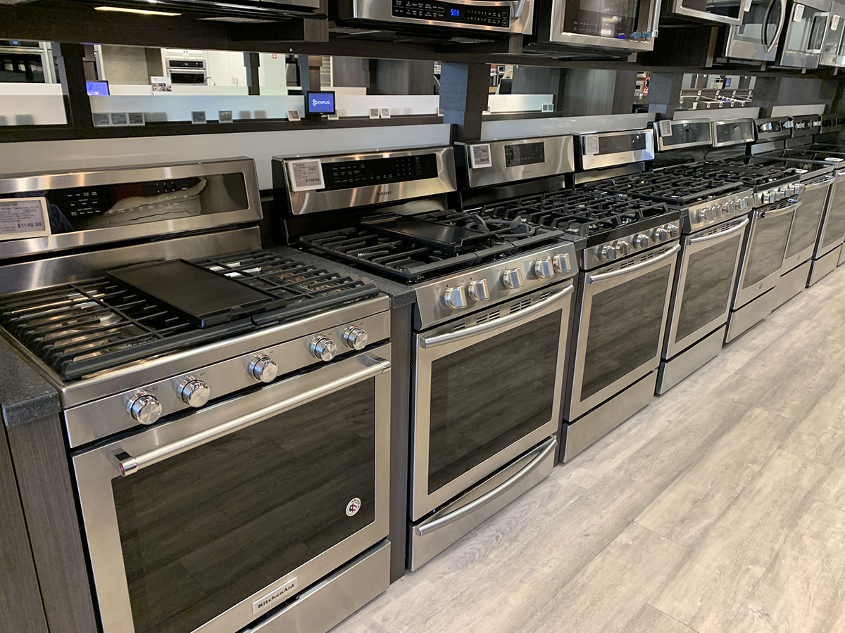 5 Reasons Why You Shouldn't Buy a Dual Fuel Range