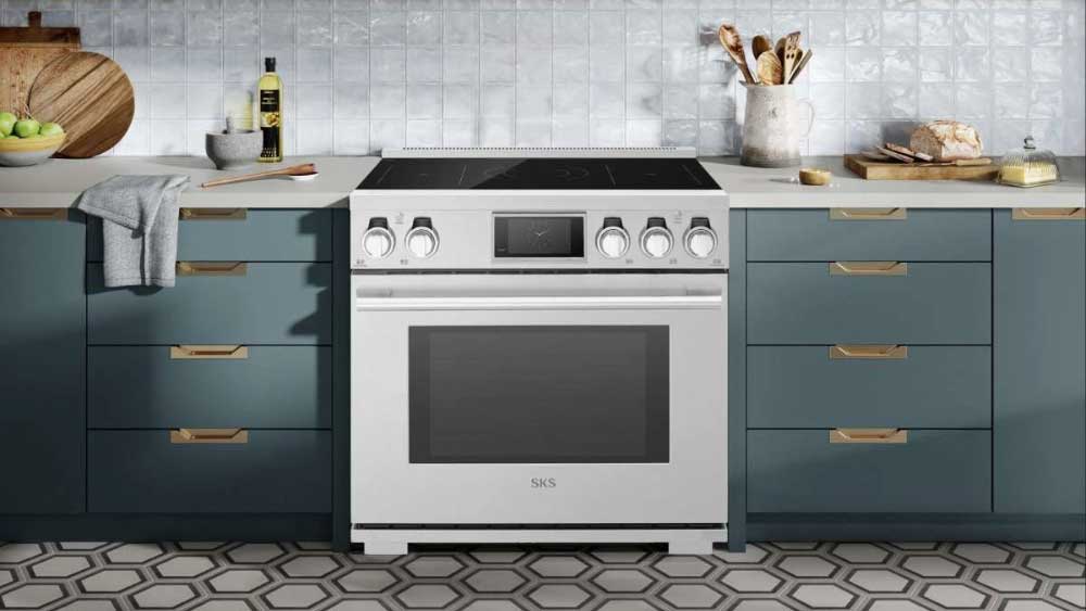 SKS SKSIR360IS Review (2025): 36″ Induction Pro Range with Steam-Combi Oven